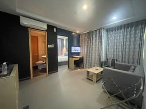 thumbnail: Living area