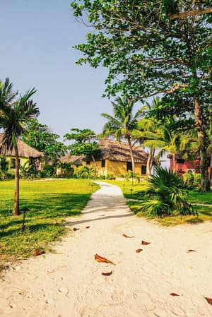 thumbnail: Front of property