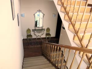 thumbnail: Staircase