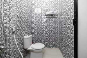 thumbnail: Bathroom
