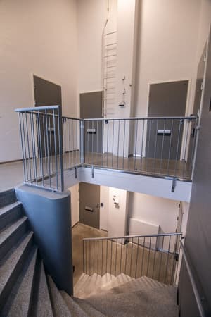 thumbnail: Hallway