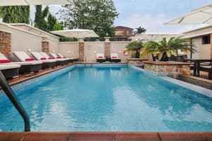 thumbnail: Outdoor pool