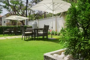 thumbnail: Exterior