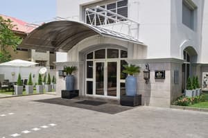 thumbnail: Exterior