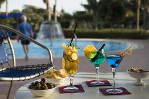 thumbnail: Poolside bar