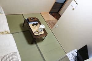 thumbnail: Bathroom amenities