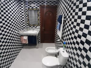thumbnail: Bathroom sink