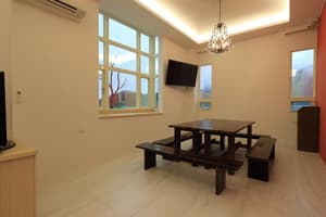 thumbnail: Breakfast area