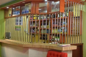 thumbnail: Bar (on property)
