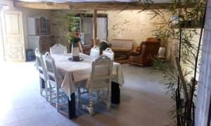 thumbnail: Breakfast area