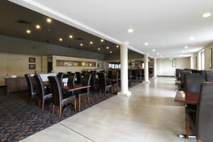 thumbnail: Restaurant
