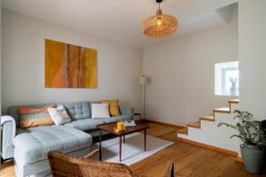 thumbnail: Interior detail