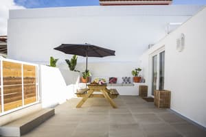 thumbnail: Terrace/patio