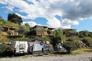 thumbnail: Exterior
