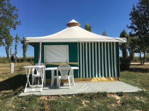 thumbnail: Terrace/patio