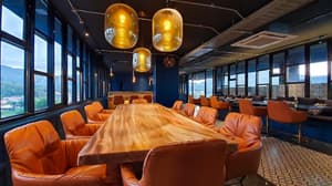 thumbnail: Restaurant