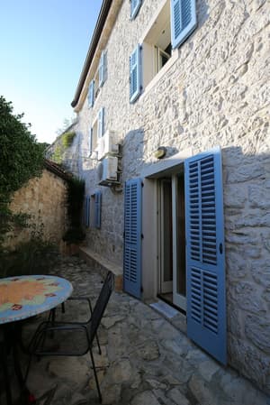 thumbnail: Terrace/patio