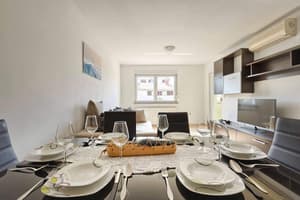 thumbnail: In-room dining
