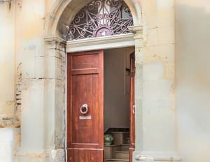 thumbnail: Property entrance