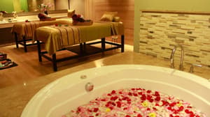 thumbnail: Massage
