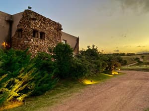 thumbnail: General view