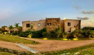 thumbnail: General view