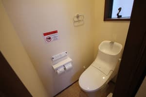 thumbnail: Bathroom
