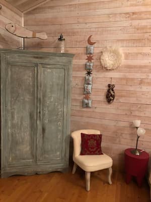 thumbnail: Interior