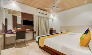 thumbnail: Room