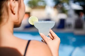 thumbnail: Outdoor dining