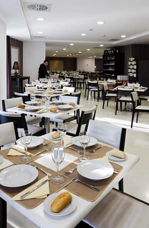 thumbnail: Restaurant