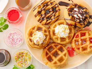 thumbnail: Breakfast area