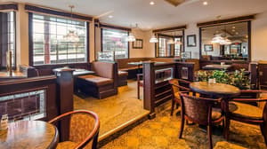 thumbnail: Bar (on property)
