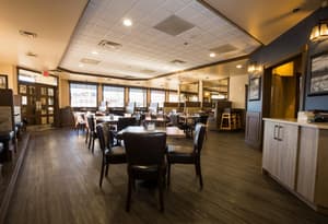 thumbnail: Restaurant