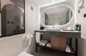 thumbnail: Bathroom