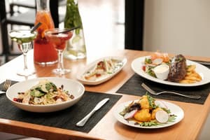 thumbnail: Restaurant