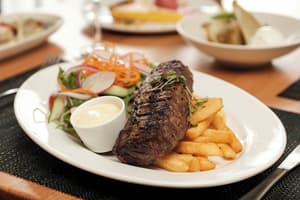 thumbnail: Restaurant
