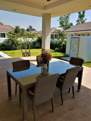thumbnail: Terrace/patio