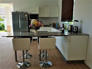 thumbnail: In-room dining