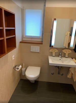 thumbnail: Bathroom