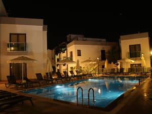 thumbnail: Pool