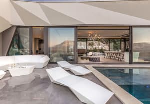 thumbnail: Pool