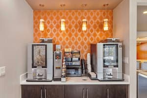 thumbnail: Breakfast area