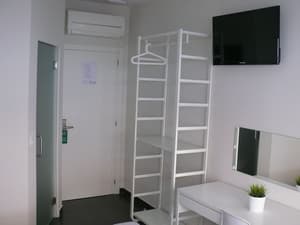 thumbnail: Room amenity