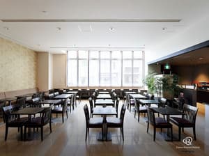 thumbnail: Restaurant