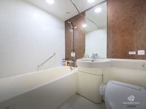 thumbnail: Bathroom