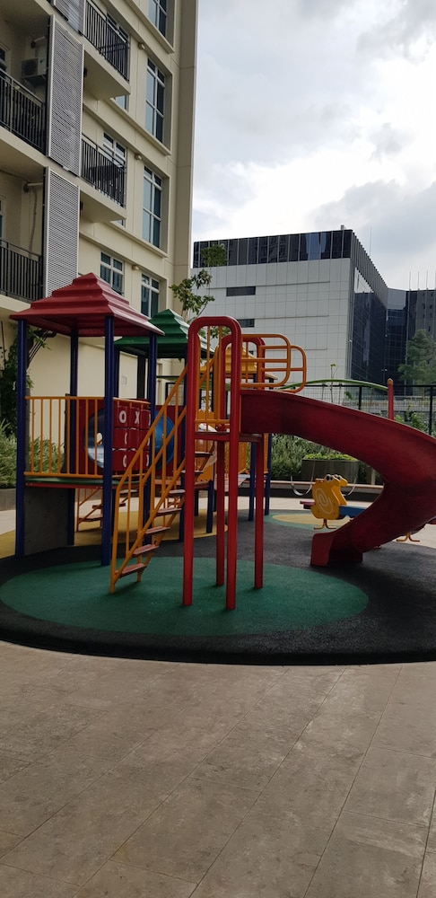 Children's play area - outdoor