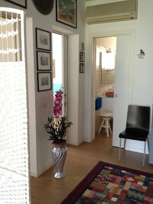 thumbnail: Interior