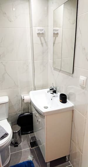 thumbnail: Bathroom sink