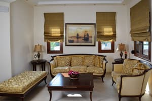 thumbnail: Interior detail